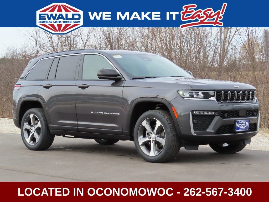 2026 Jeep Grand Cherokee GRAND CHEROKEE LIMITED 4X4 in Baltic Gray Metallic Clear-Coat Exterior Paint — front three-quarter view