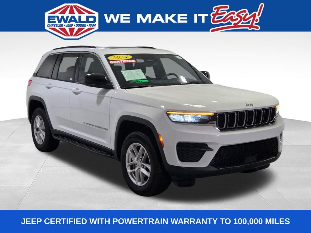 2024 Jeep Grand Cherokee Laredo X in Bright White Clearcoat — front three-quarter view