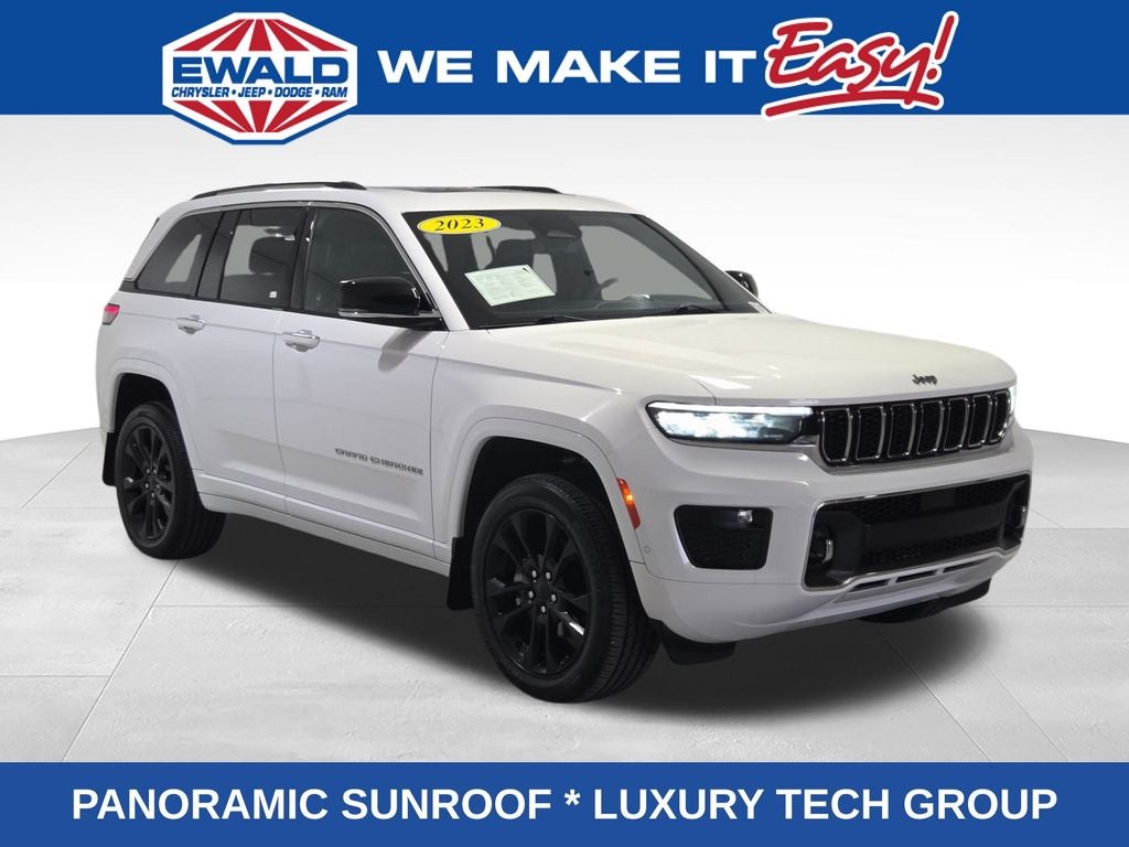 2023 Jeep Grand Cherokee Overland in Bright White Clearcoat — front three-quarter view