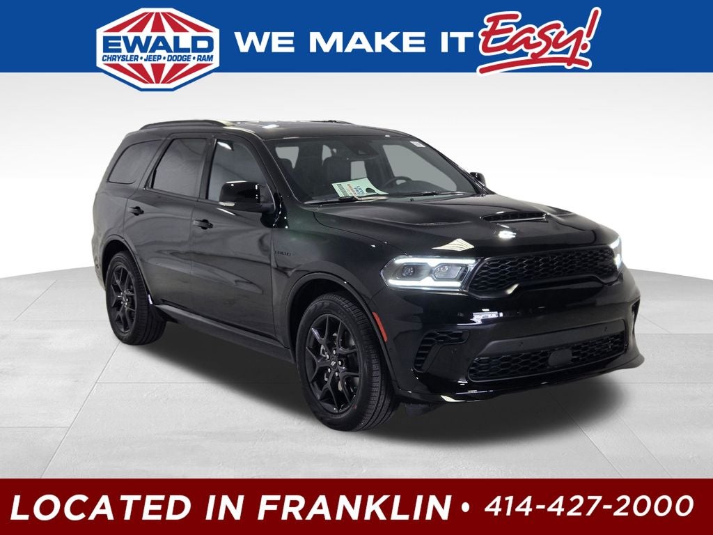 2026 Dodge Durango GT Plus HEMI V8 in Diamond Black Clear-Coat Exterior Paint — front three-quarter view