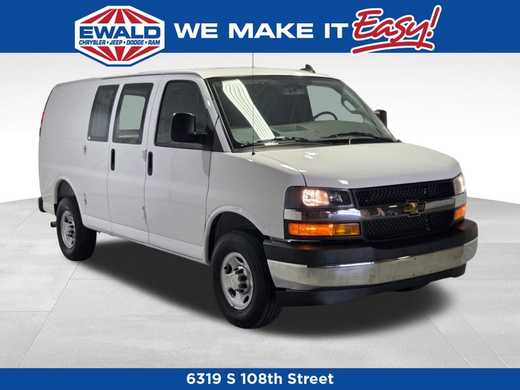 2025 Chevrolet Express 2500 Work Van Cargo in Summit White — front three-quarter view